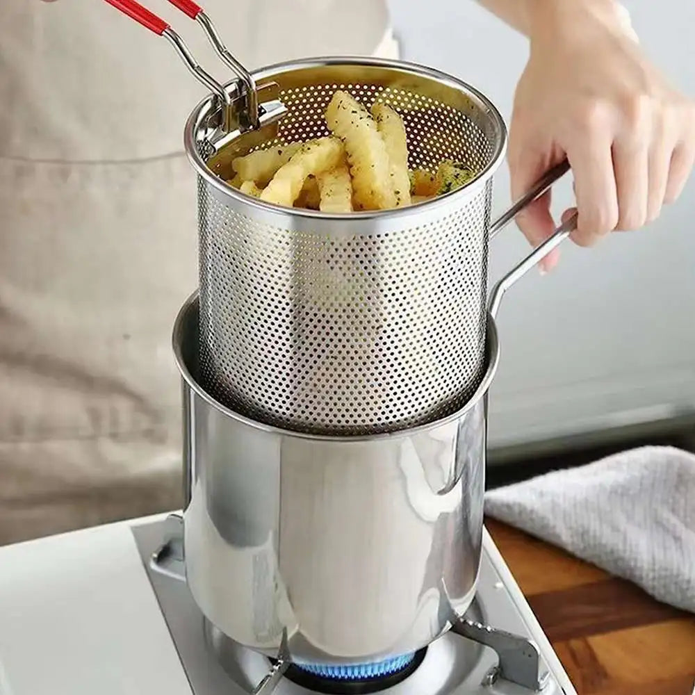 Deep Frying Pot or strainer pot